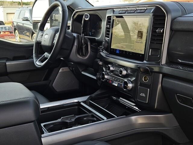 Vehicle image 8 of 22