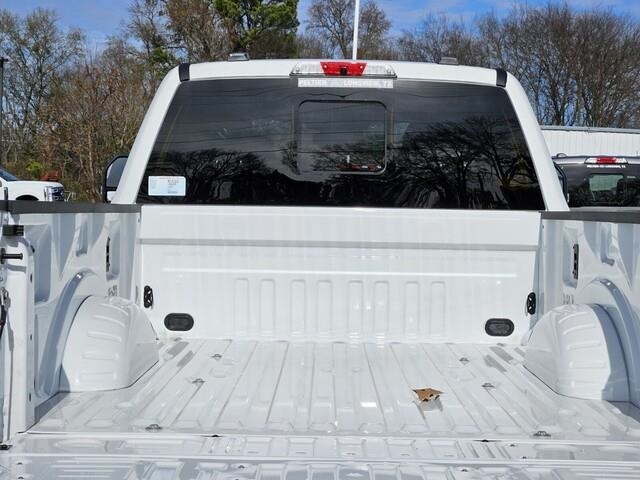 Vehicle image 7 of 22