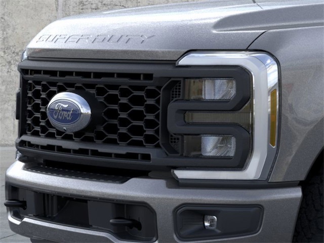 Vehicle image 17 of 22