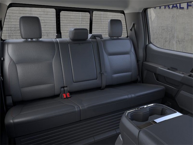 Vehicle image 11 of 22