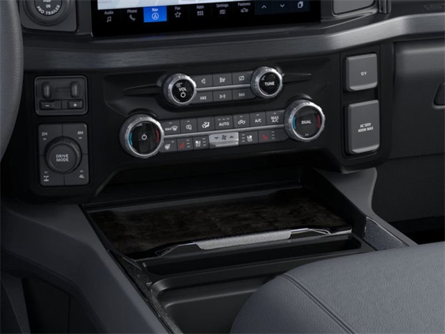Vehicle image 15 of 22