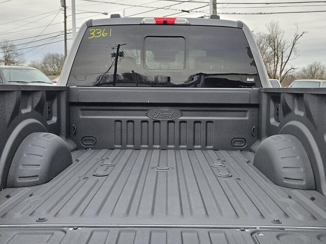 Vehicle image 7 of 24