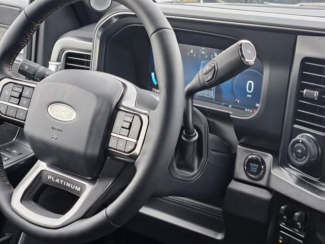 Vehicle image 16 of 24