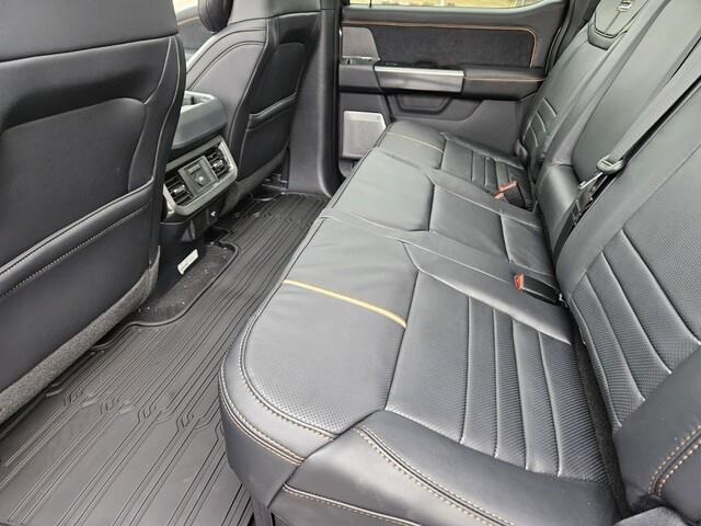 Vehicle image 12 of 24