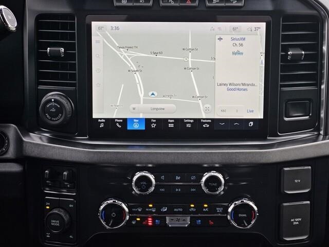 Vehicle image 17 of 24