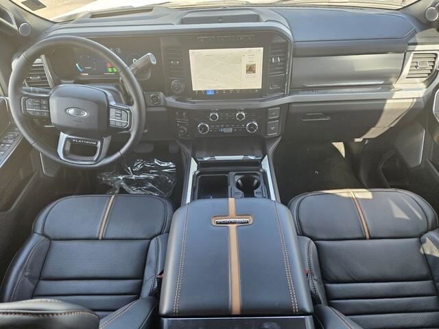 Vehicle image 15 of 24
