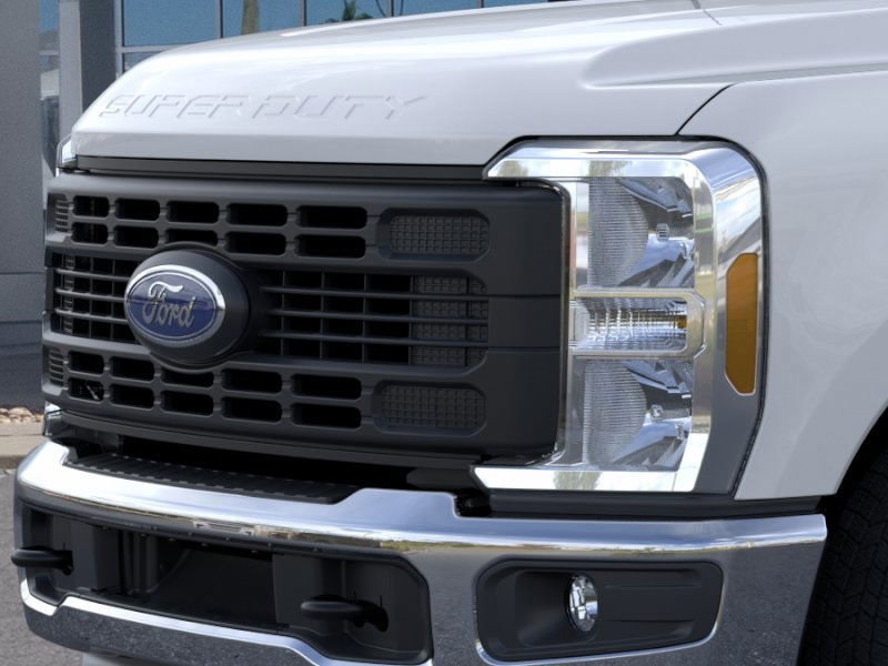 Vehicle image 17 of 22