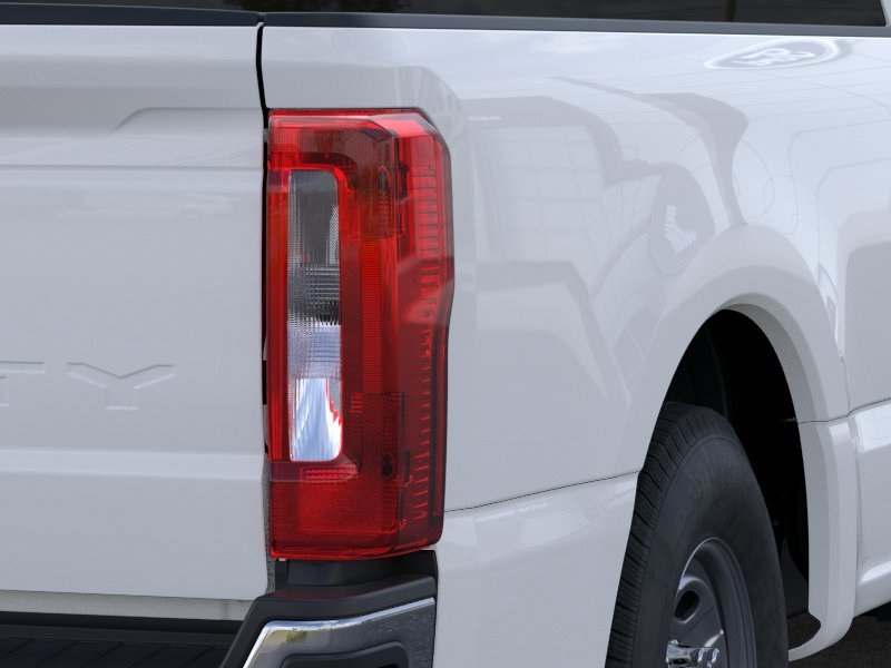 Vehicle image 21 of 22