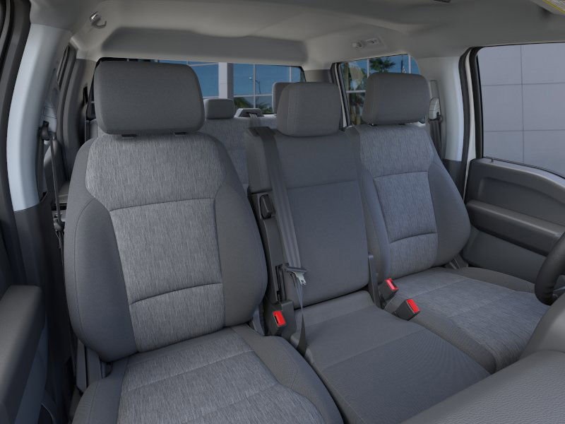 Vehicle image 10 of 22