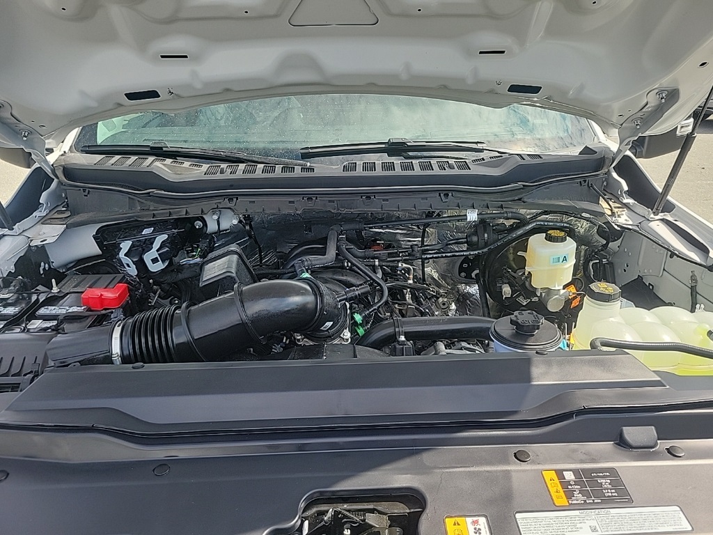 Vehicle image 9 of 31