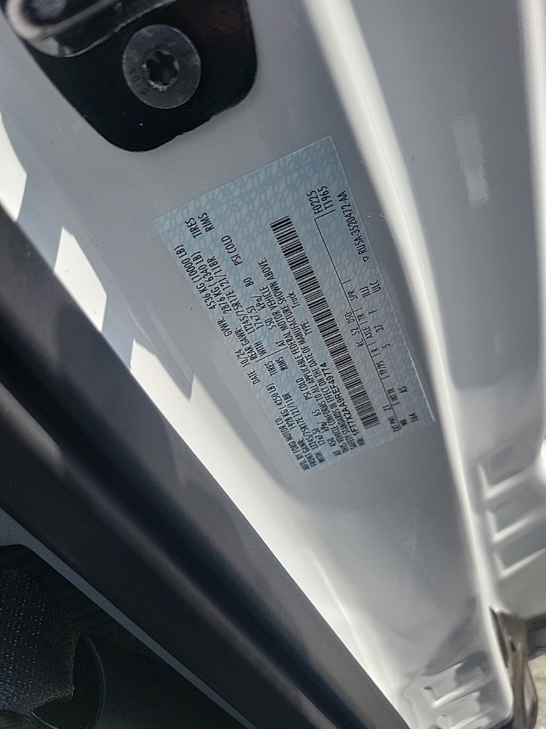 Vehicle image 25 of 31