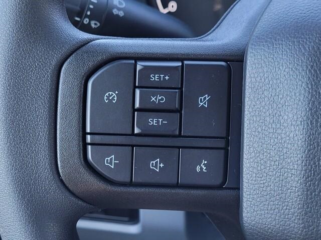 Vehicle image 20 of 21