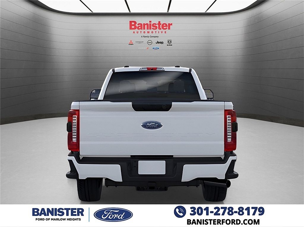 Vehicle image 6 of 22