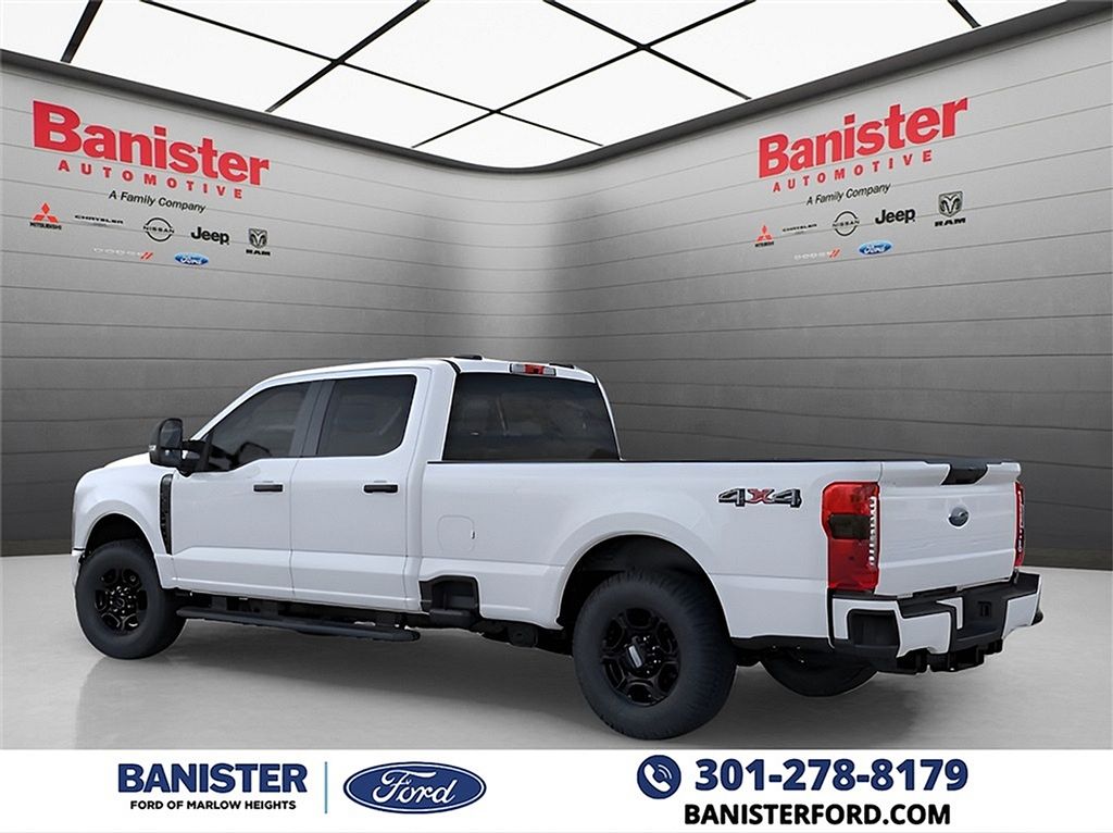 Vehicle image 7 of 22