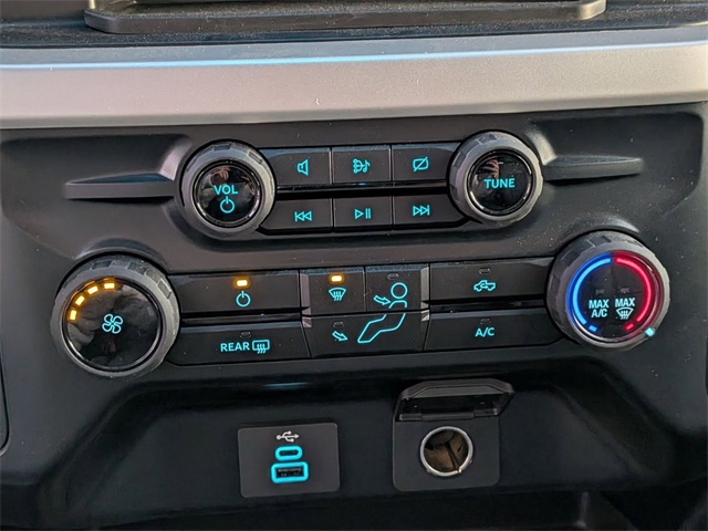 2024 Ford Super Duty F-350 DRW Image 22 of 24