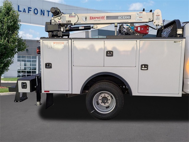 2024 Ford Super Duty F-350 DRW Image 9 of 24