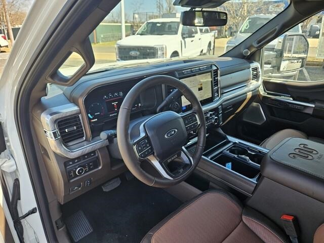 Vehicle image 9 of 24