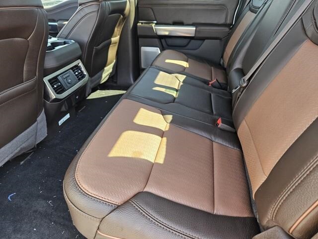 Vehicle image 12 of 24