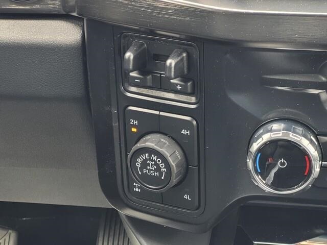 Vehicle image 19 of 22