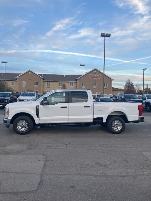 Vehicle image 9 of 29