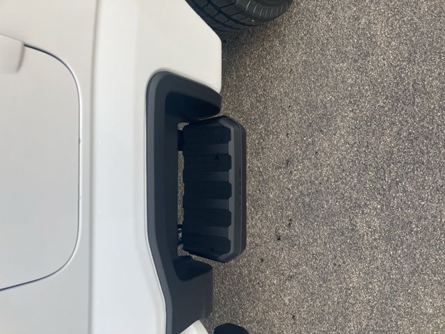 Vehicle image 13 of 29