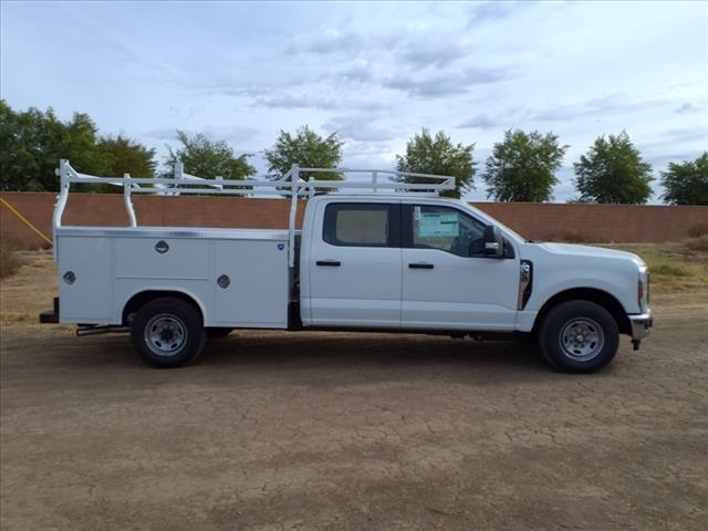 Vehicle image 4 of 30