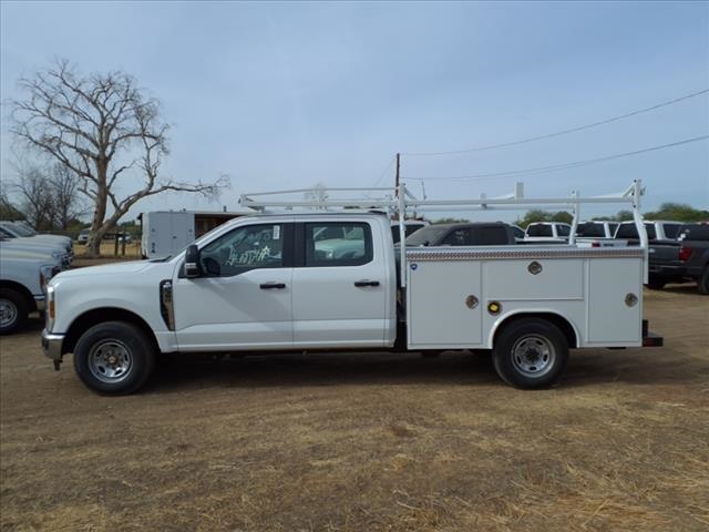 Vehicle image 8 of 30