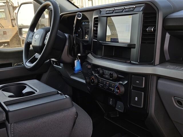 Vehicle image 8 of 20