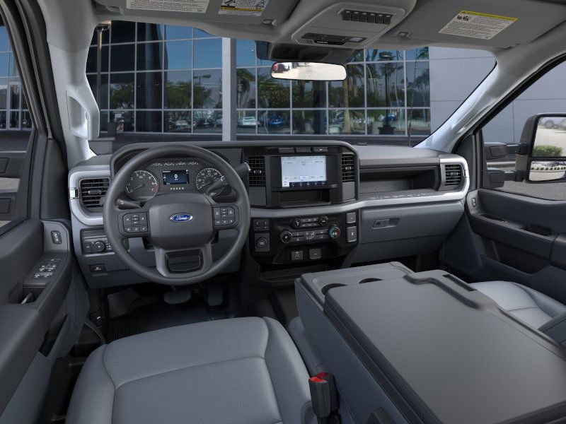 Vehicle image 14 of 22