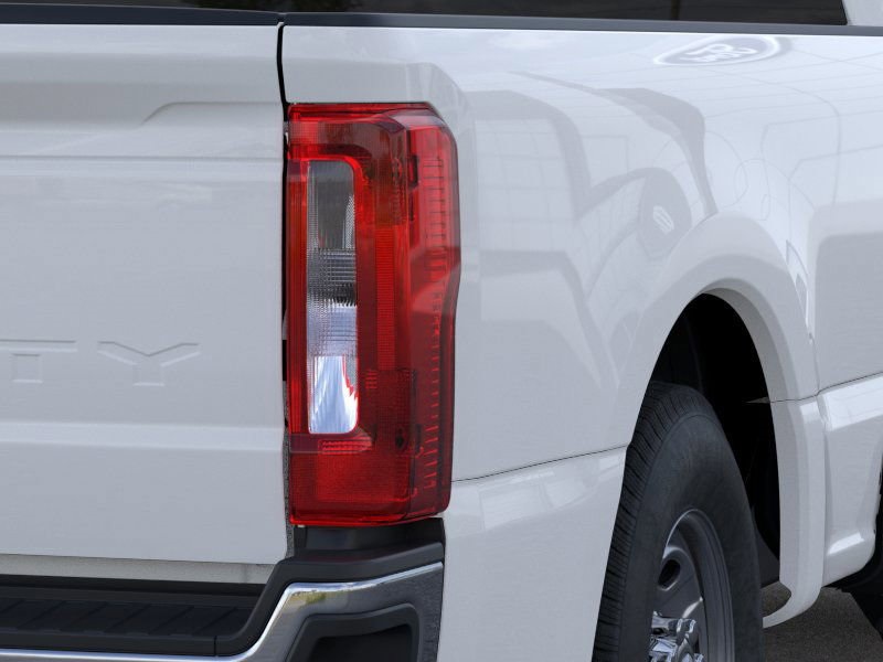 Vehicle image 21 of 22