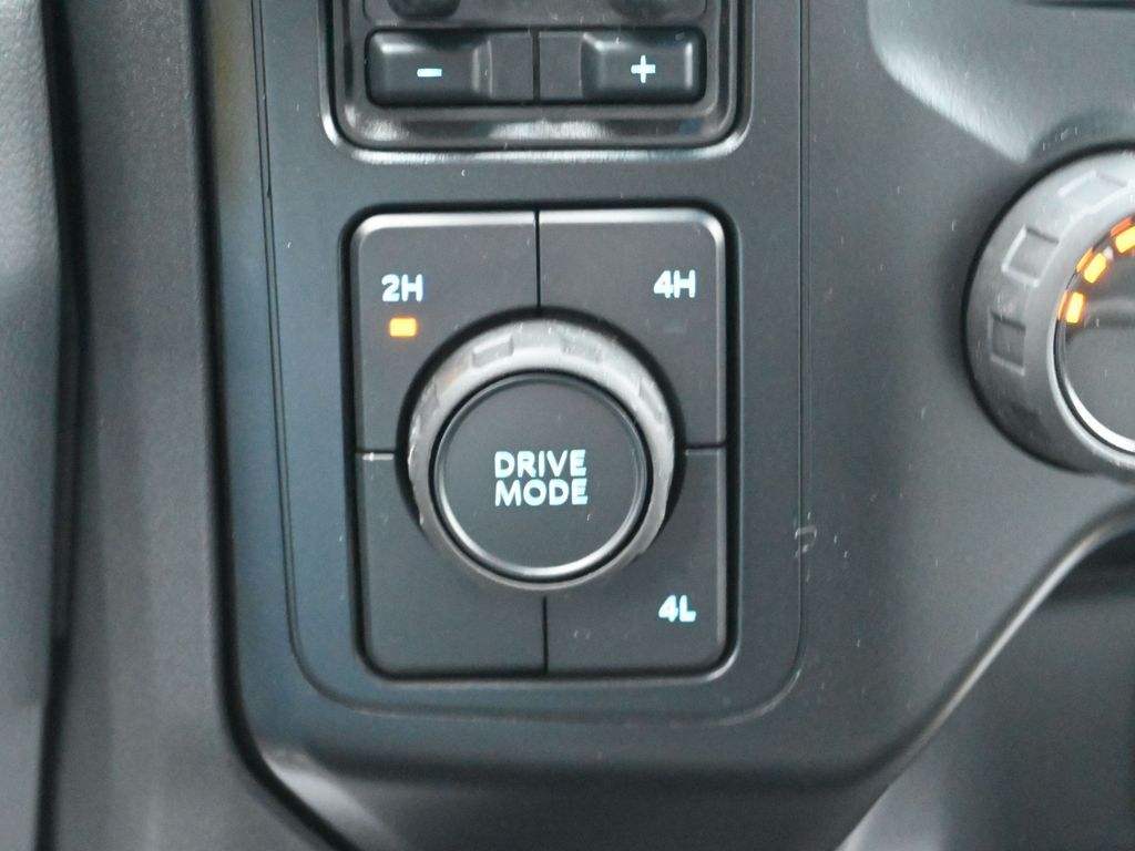 2024 Ford F-450 XL Image 20 of 29