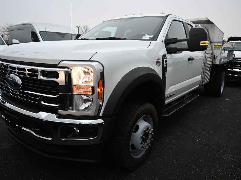 2024 Ford F-450 XL Image 3 of 29