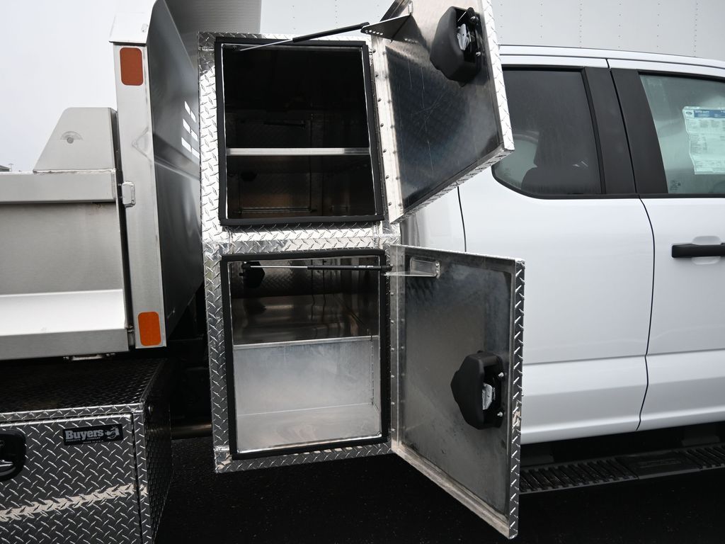 2024 Ford F-450 XL Image 15 of 29