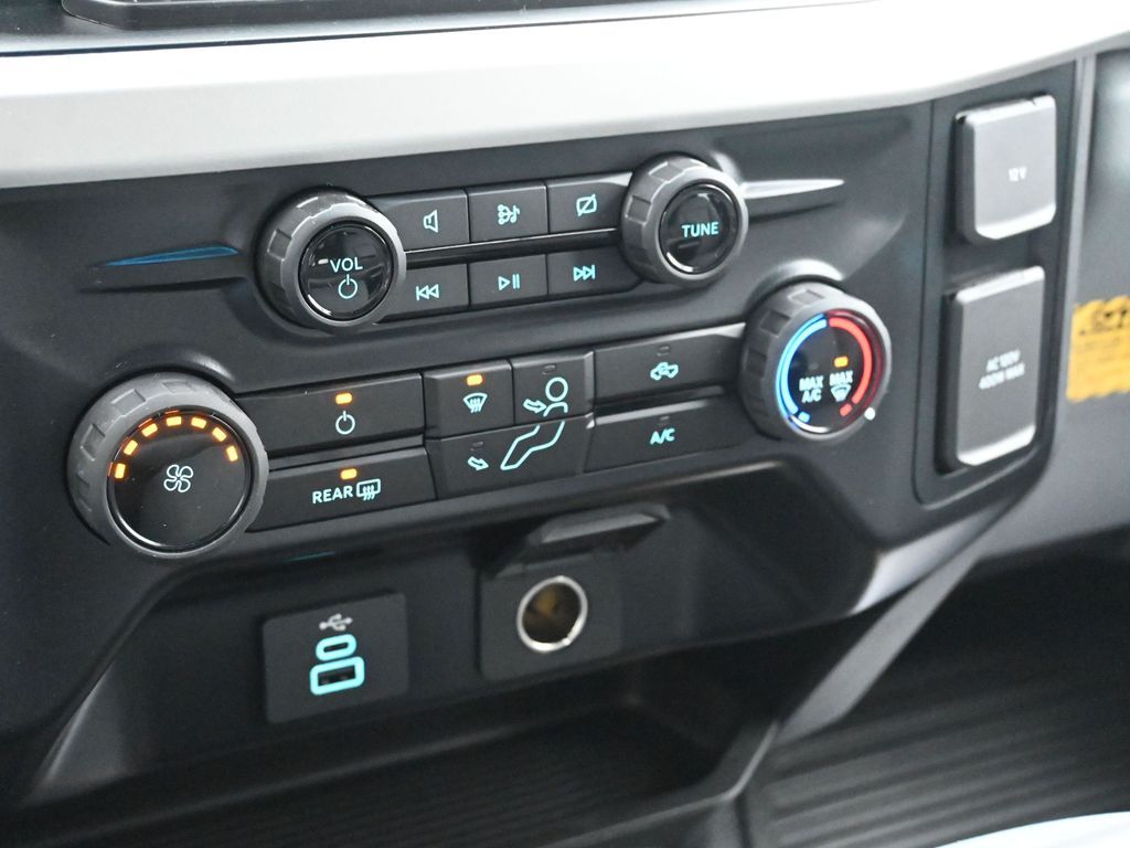 2024 Ford F-450 XL Image 21 of 29