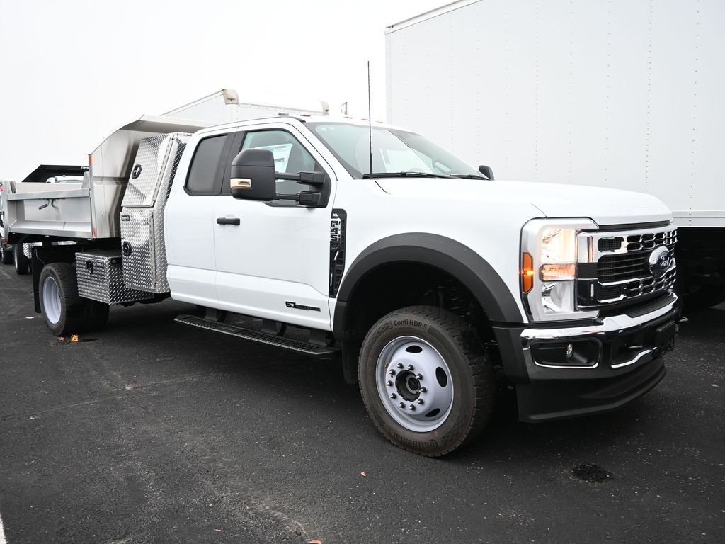 2024 Ford F-450 XL Image 1 of 29