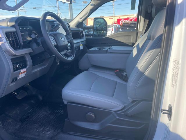 2024 Ford F-450 XL Image 5 of 15