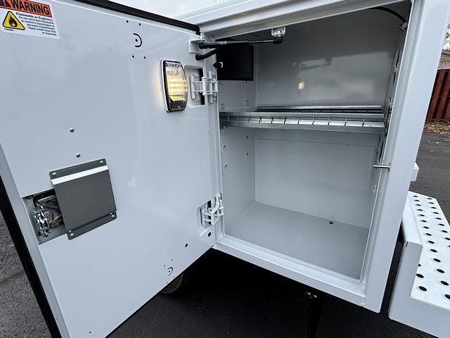 2024 Ford F-450 XL Image 40 of 49