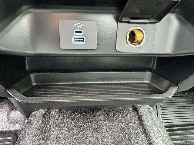 2024 Ford F-450 XL Image 18 of 49