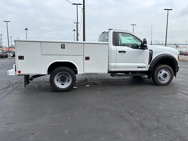 2024 Ford F-450 XL Image 8 of 49