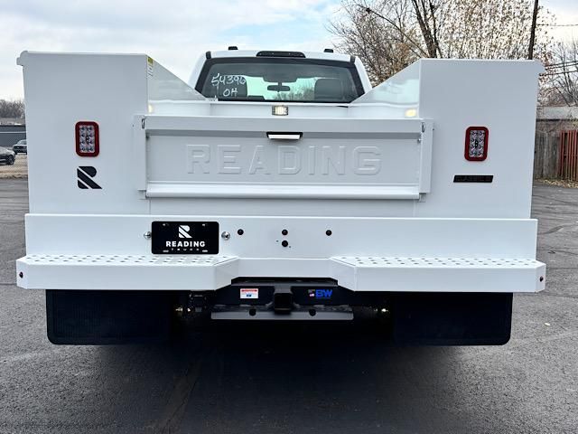 2024 Ford F-450 XL Image 10 of 49