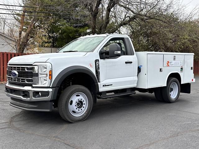 2024 Ford F-450 XL Image 3 of 49