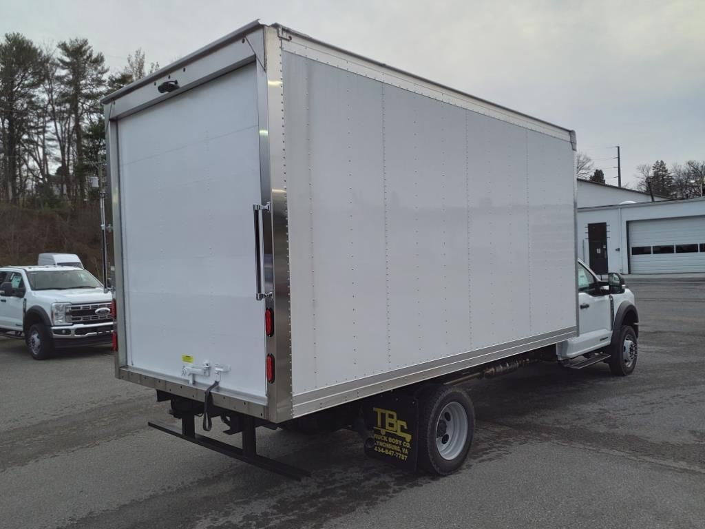 2024 Ford F-550 XL Image 3 of 19