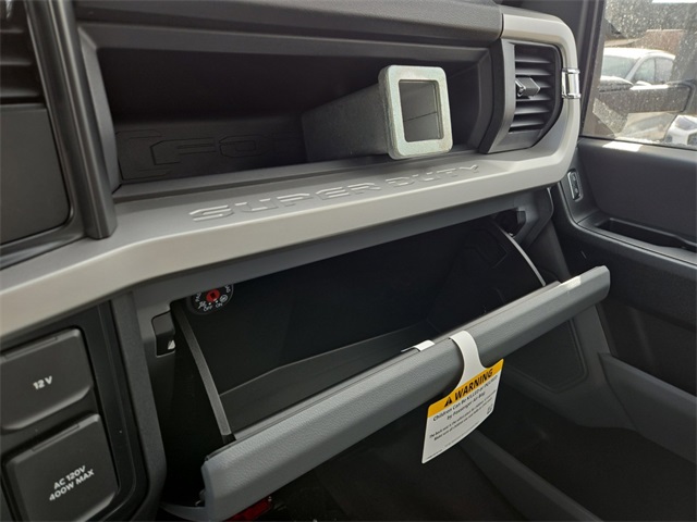 Vehicle image 41 of 64
