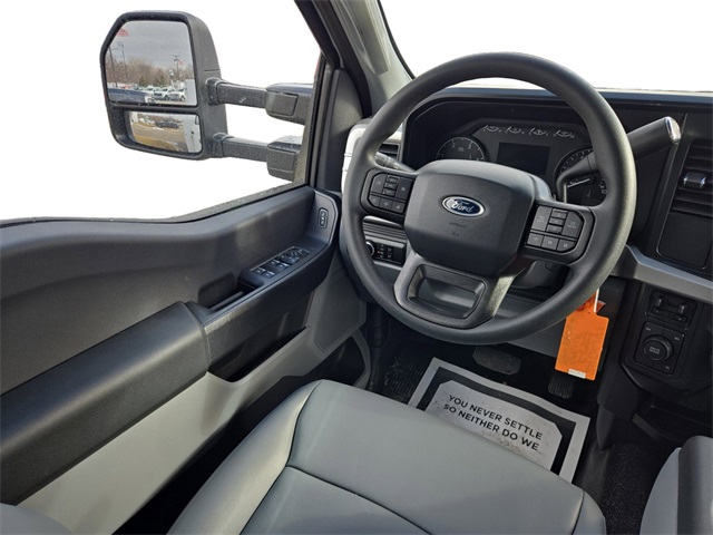 Vehicle image 12 of 64