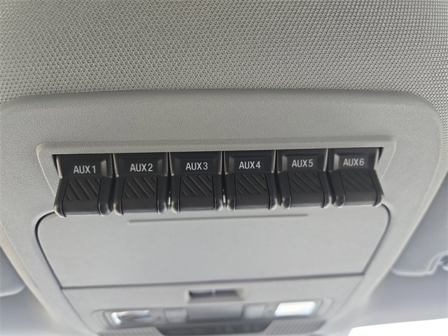 Vehicle image 15 of 64