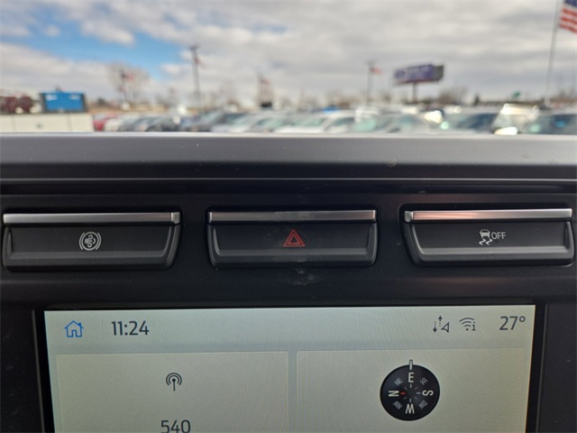 Vehicle image 29 of 64