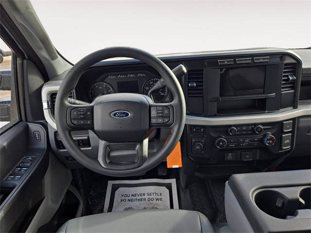 Vehicle image 9 of 64