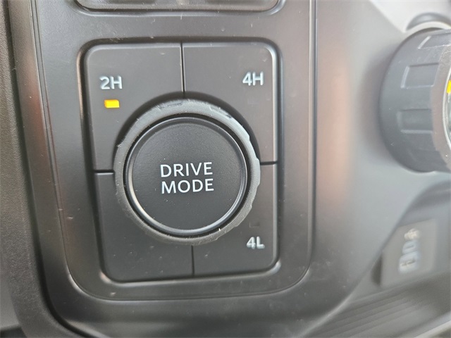 Vehicle image 39 of 64