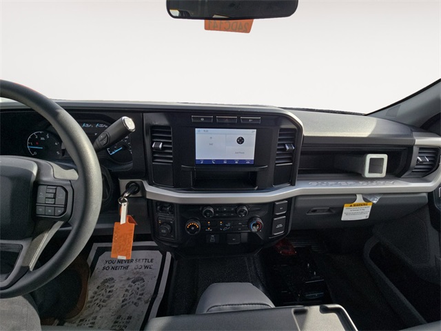 Vehicle image 24 of 64