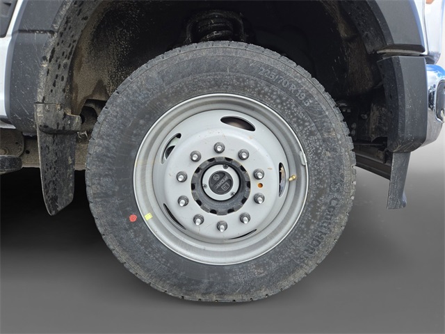 Vehicle image 58 of 64